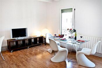 La Pedrera Apartment Барселона Экстерьер фото